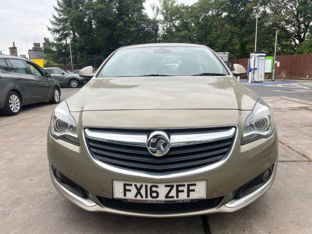 Vauxhall Insignia 1.6 CDTi ecoFLEX Elite Nav Euro 6 (s/s) 5dr Hatchback Diesel Green