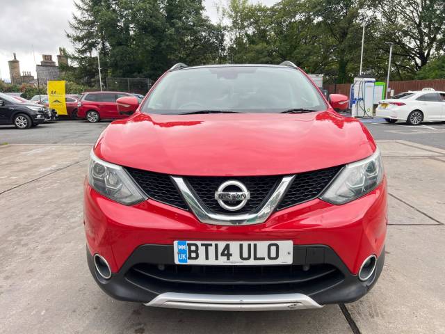 Nissan Qashqai 1.6 dCi Tekna 2WD Euro 5 (s/s) 5dr SUV Diesel Red