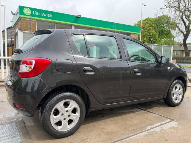 2015 Dacia Sandero 0.9 TCe Laureate Euro 6 (s/s) 5dr