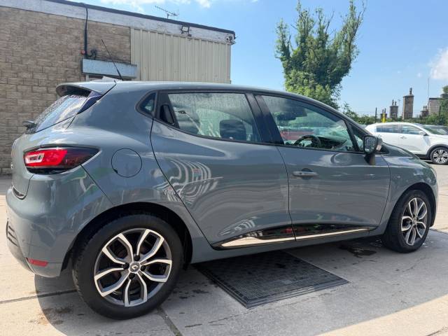 2018 Renault Clio 0.9 TCe Urban Nav Hatchback 5dr Petrol Manual Euro 6 (s/s) (90 ps)