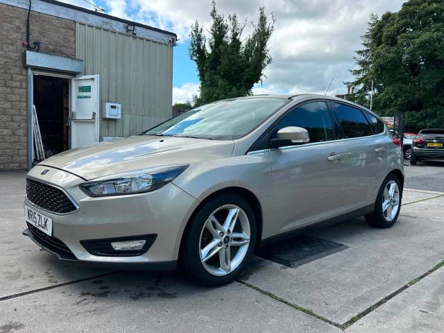 2015 Ford Focus 1.6 TDCi Zetec Euro 5 (s/s) 5dr