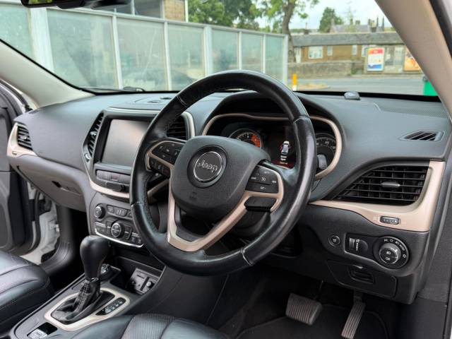 2016 Jeep Cherokee 2.2 MultiJetII Limited Auto 4WD Euro 6 (s/s) 5dr