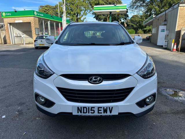 Hyundai ix35 1.7 CRDi Premium Euro 5 5dr SUV Diesel White